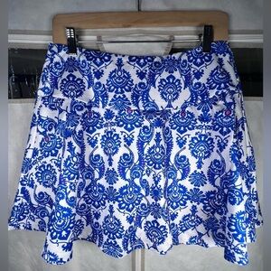 We1Fit excellent condition skort A-line shape size XL in Damask pattern pockets